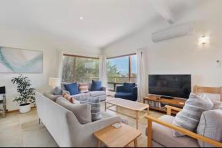 Calming Coastal retreat - 4