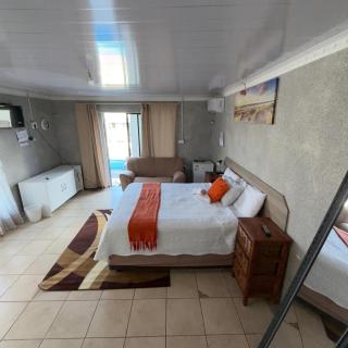 Godmill guesthouse Taung - 1