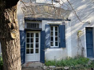 Maison au bord de la rivière - 9
