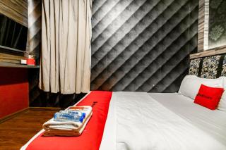 RedDoorz Plus near Nagoya Hill Batam 6 - 7