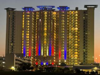 Aqua Resort 1705 - 8