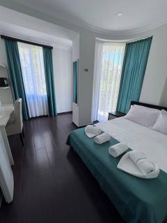 GNS Hotel - 8