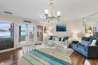 Seascape Lakefront Villas 189- Don't Worry, Beach Happy - Destin - 5