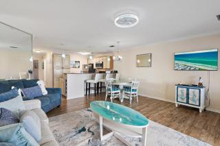 Seascape Lakefront Villas 189- Don't Worry, Beach Happy - Destin - 4