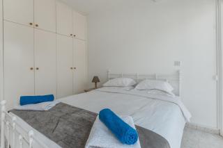 Beach Escape Apartment - 4