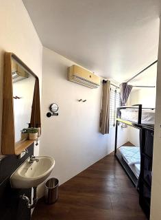 The Spicy Traveller Hotel, Hostel & Guesthouse - 7