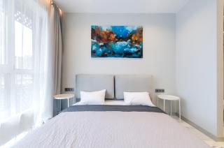 7-23 Kvartet, Vasyl Lypkivskyi 16b, Kyiv, railway station, metro nearby, fantastic city view, Petrovdom Apartment - 1