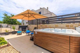 Sabena Apartment with private Whirlpool - 9