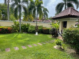 Cozy 3-Bedroom Villa with Private Pool and Garden, 700 m from Bangtao Beach - 3