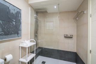 Housing Gran Via by SharingCo - 3