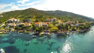 Studio apartment at the Beach by Villas Guide - 9