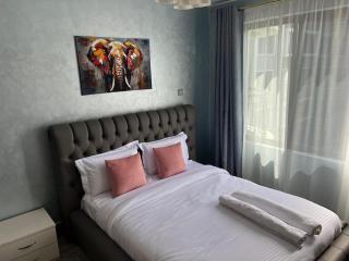 Onshore Suites 2 - 3