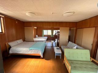 VOYAGE Beautiful sunrise ocean view BEDROOM whole house, 2 rooms on 2nd floor, tatami room on 1st floor, &private garage - 4