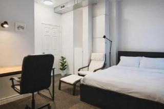 Downtown Pvt Rm w Desk-Ensuite Bathroom-Near TTC - 0