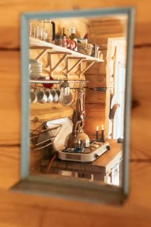 Secluded Island Cabin With Lake View - 4