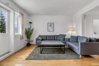 Charming Arctic Stay l Amazing View l Central - 9