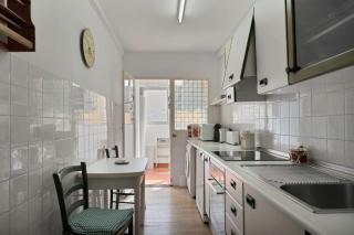 Apartamento en el centro de San Pedro Alcántara - LA LIBERTAD 3 5 4 - 7