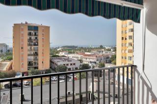 Apartamento en el centro de San Pedro Alcántara - LA LIBERTAD 3 5 4 - 4