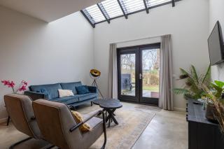 House 6 p. K. Emmaw. 26 Vrouwenpolder O - 7