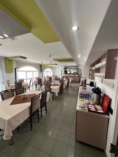 Europa Hotel És Étterem - 1