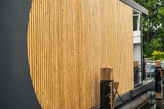 Houseboats Lemmer Luxury stay on the water in Friesland 41 - 2