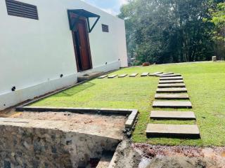 Ceylon tea resort Ella - 6