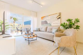 H&O Limnaria Poolside Paradise - 9