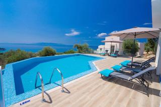 Villa Michou Helios by Villa Plus - Lourdhata - 2