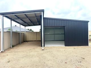 Modern and Spacious three Bedroom House - 9