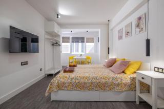 Very Central Brand NEW City Studio! - 7