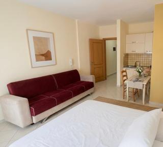 Lungomare at the beach apartment and Car rental on demand - Vlorë - 6