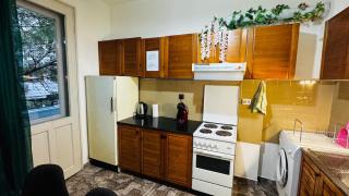 Retro Apartment in the Center of Sofia - 3