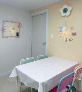 Awesome Day Pastel Stay 3min Banwoldang Station near Dongseong-ro - 0