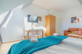 Spacious & Stylish 2BR Apartment in the City Center - 1