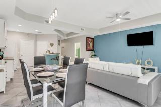 9817 Cristalino Way #102 - 6