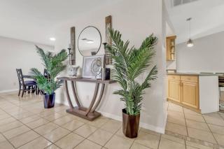 4800 SW 12th PL - 5