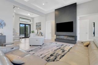 2416 SW 49th Ter - 6