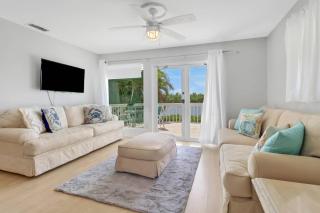 250 1st St B (28911) - 7