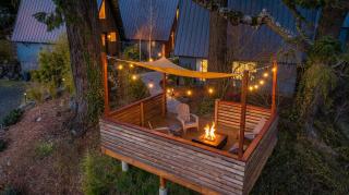 The Return to Stone - A-Frame Cabin w Soaking Tub - 9