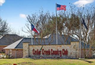 Lakefront Villa 5BR w Private Pool Boat Parking Golf and Tennis - 5