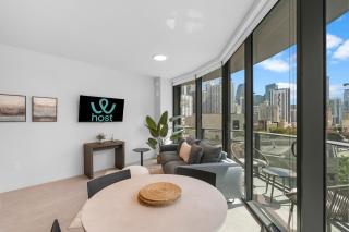 Stylish Urban Escape at 501 First Residences - Prime Downtown Miami - 2