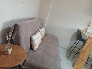 Family Room's Eirini - 3