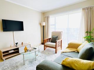 East-End hide out at Menlyn Place - 0