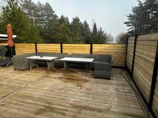 Stylish Beachside Cottage With Large Terrace - 2