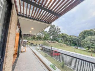 Modern Escape in El Retiro | 2BR & Scenic Views - 5