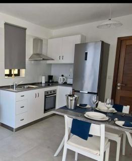 Malta Luxury Seafront Penthouse with Panoramic Views and Terrace in Mellieha - 9