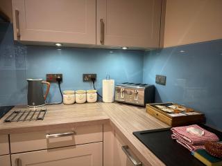 Cottage No1 Four Bed Lakeland Retreat and Hot Tub - 1