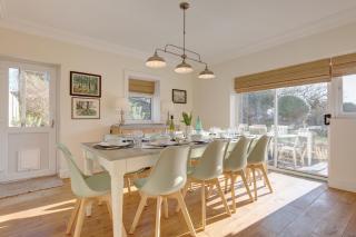 Fabulous Seaside Retreat - 5