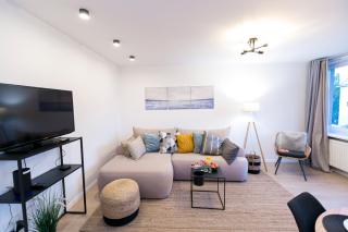 Aleja Solidarności 71 by Homeprime - Varsovia - 0