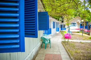 Albatross Retro Summer Love Bungalow - 5